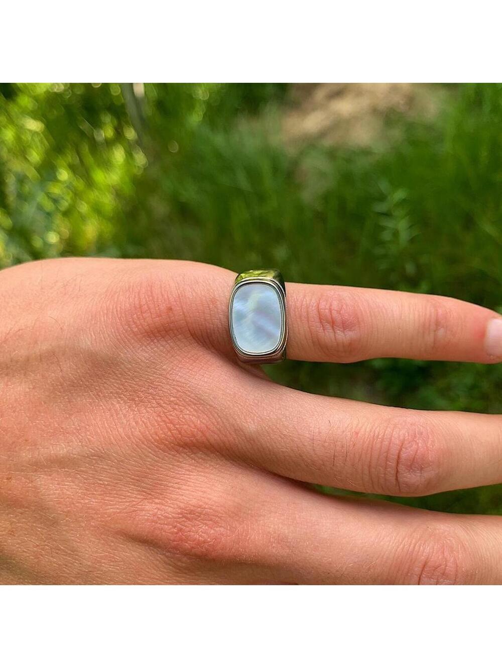Boho Minimalist Y2k style Silver and white opal ring. Size 8. Stainless steel